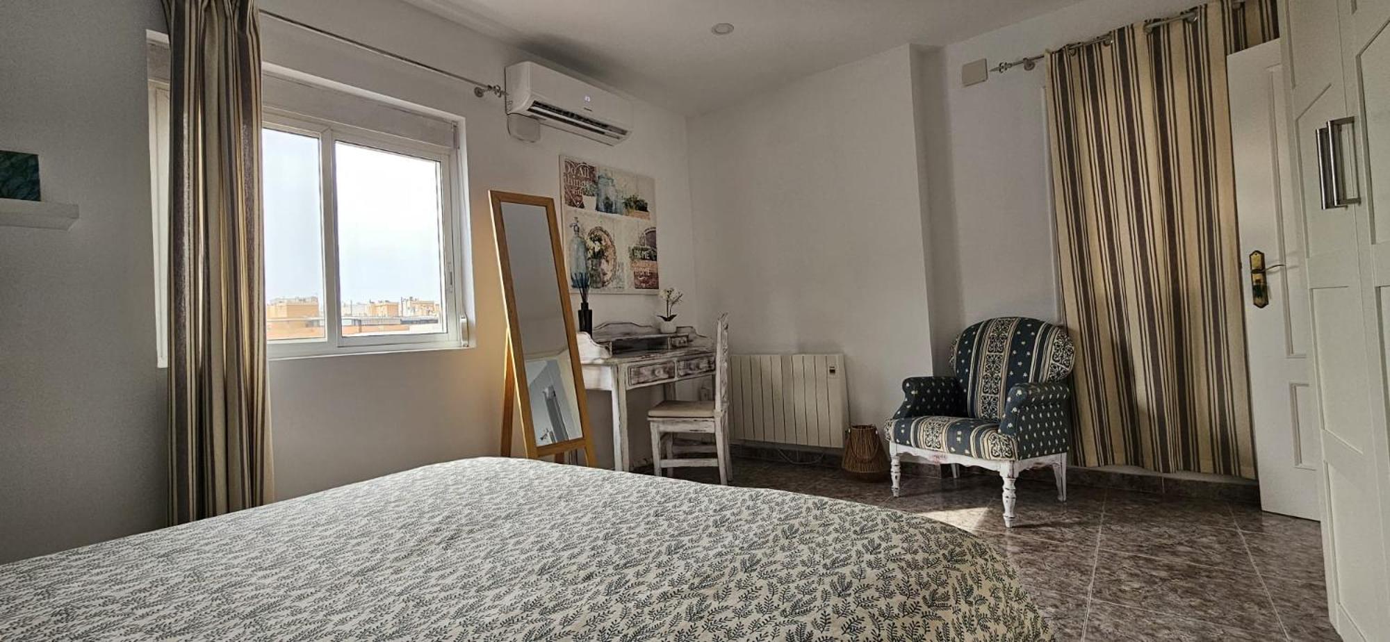 Amazing Penthouse With Views To The Castle Apartment Alicante Exterior photo
